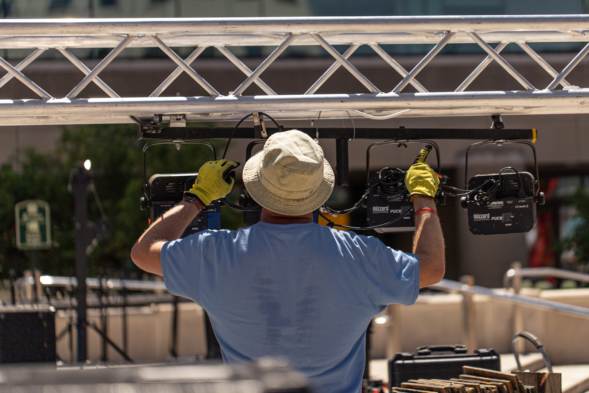 Setting up the lights in Houdini Plaza